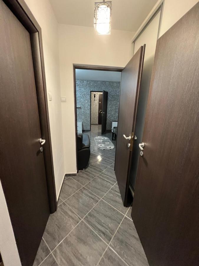 Apartament Spatios, Zona Centrala In Iasi Lägenhet Exteriör bild